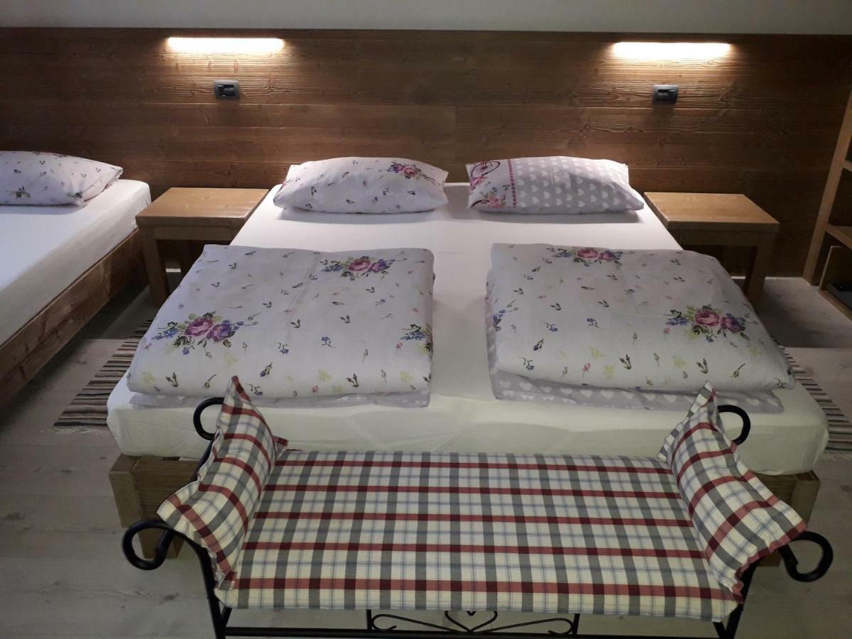 B&B Il Crocevia Teglio Bagian luar foto