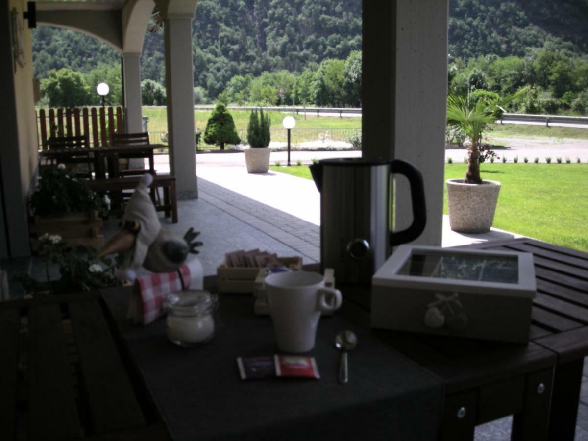 B&B Il Crocevia Teglio Bagian luar foto