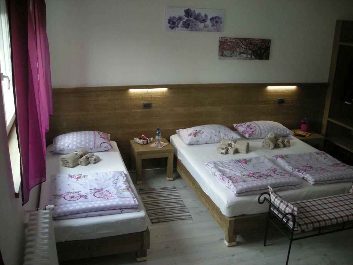 B&B Il Crocevia Teglio Bagian luar foto