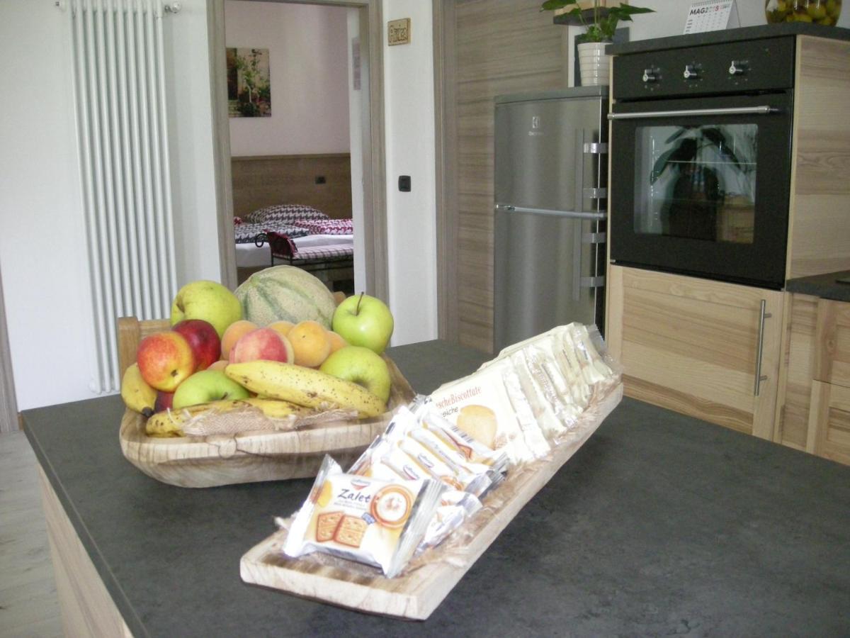 B&B Il Crocevia Teglio Bagian luar foto